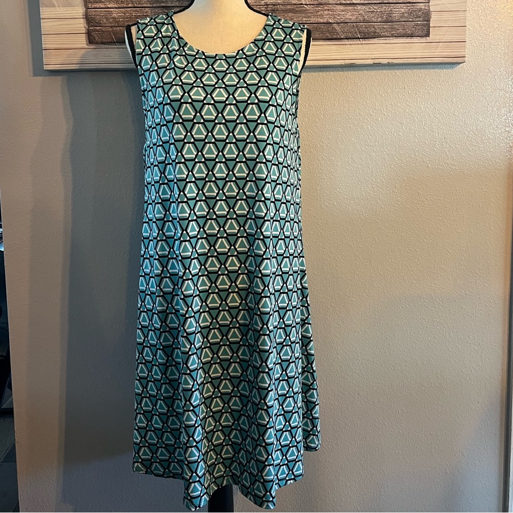 👗NWT J.T.B. Missy Swing Dress Size Large
